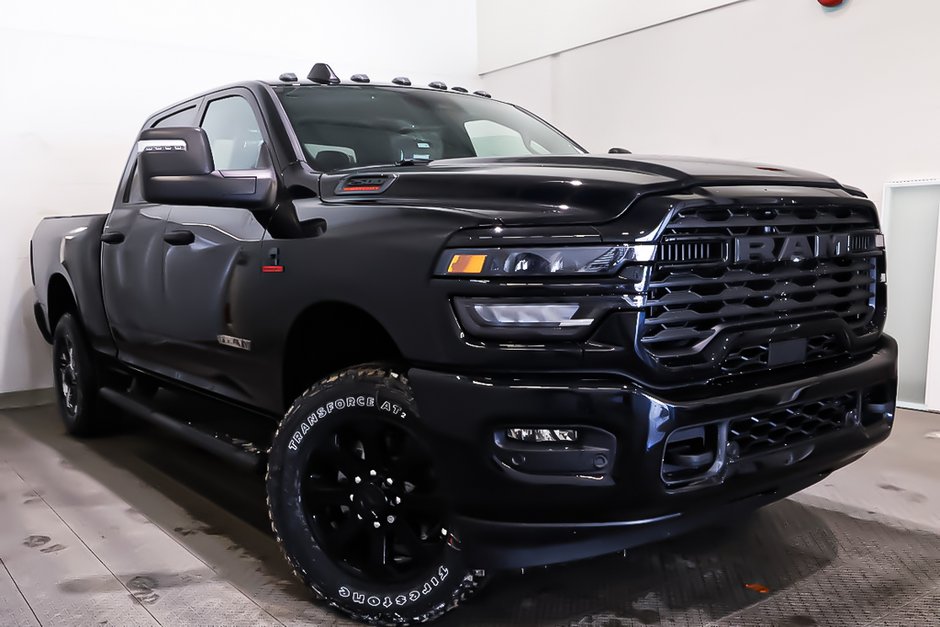 2026 Ram 2500 BIG HORN in Terrebonne, Quebec - w940px