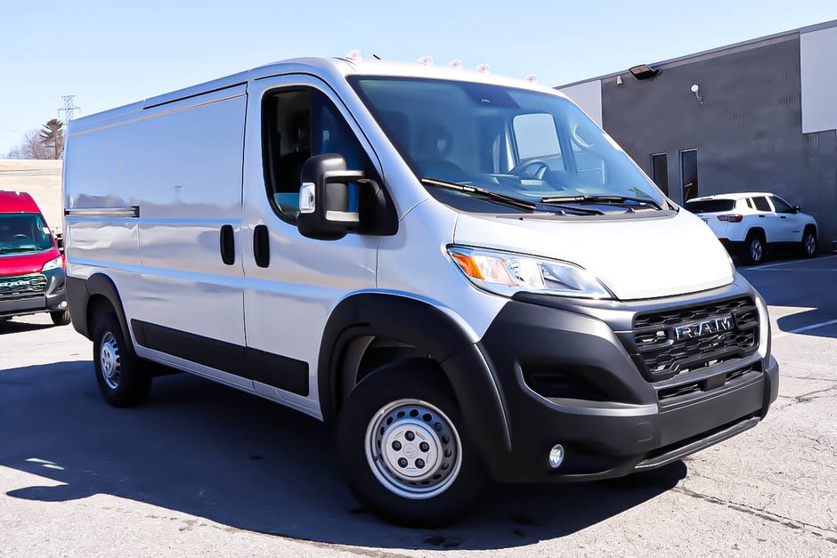 Ram Promaster Cargo Van 2500 TRADESMAN W/ PASS SEAT 2026 à Terrebonne, Québec - w940px