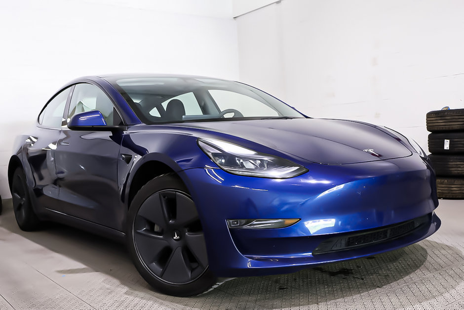 2023 Tesla MODEL 3 RWD + TOIT PANO + CUIR + SUIVI DE VOIE in Terrebonne, Quebec - w940px