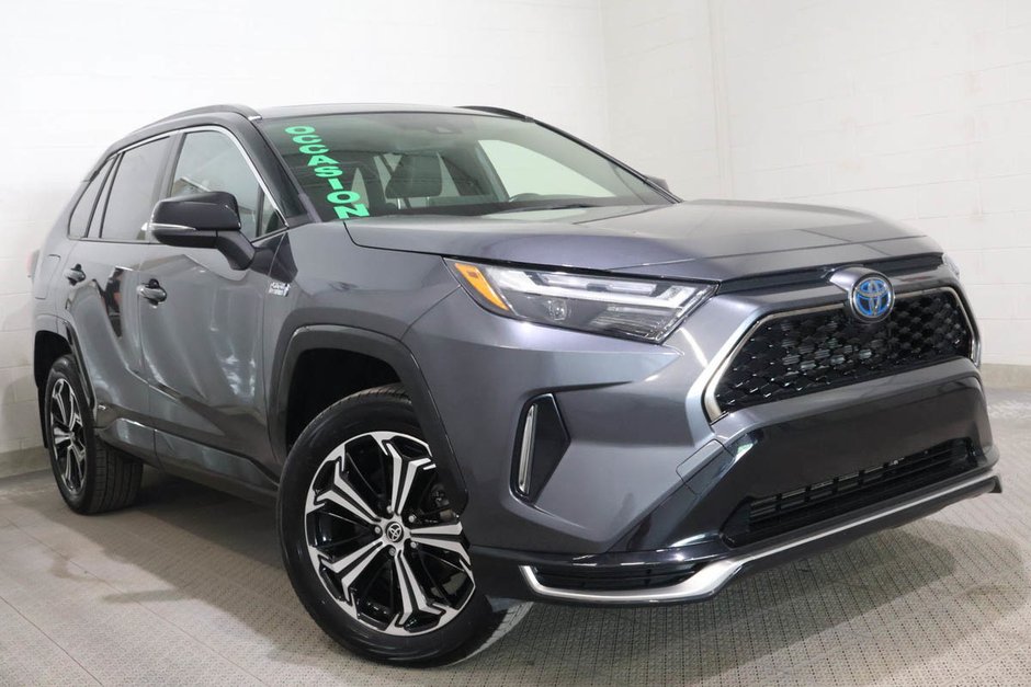2023 Toyota RAV4 PRIME XSE + HYBRIDE + AWD + TOIT OUVRANT in Terrebonne, Quebec - w940px
