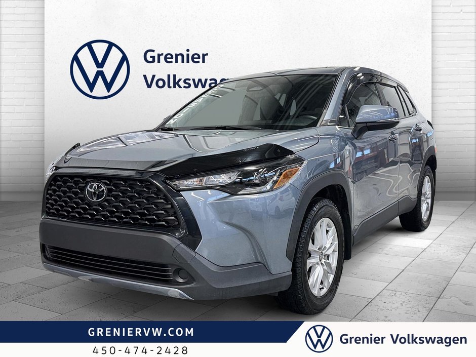 2024 Toyota Corolla Cross LE, Carplay, Caméra, Pneus été-hiver inclus in Terrebonne, Quebec - w940px