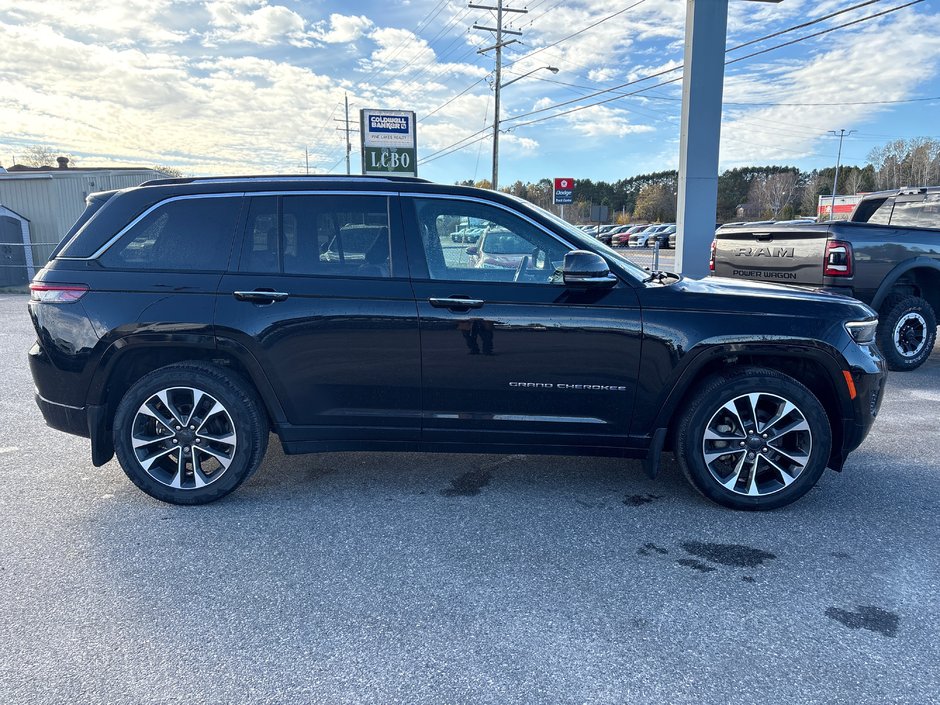 2023 Jeep Grand Cherokee Overland-4