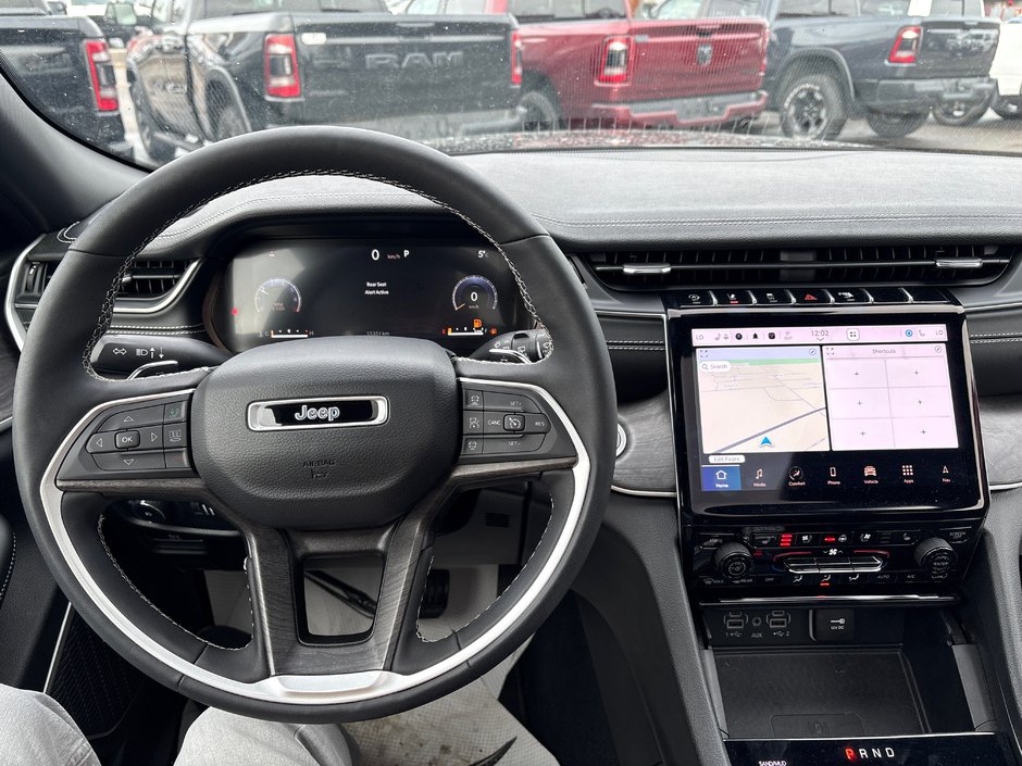 2024 Jeep Grand Cherokee Limited-12