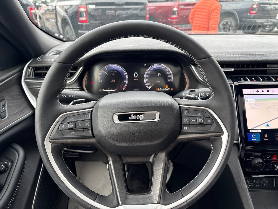 2024 Jeep Grand Cherokee Limited-16