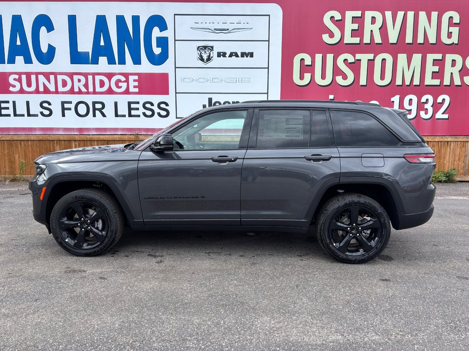 2025 Jeep Grand Cherokee LAREDO ALTITUDE-1