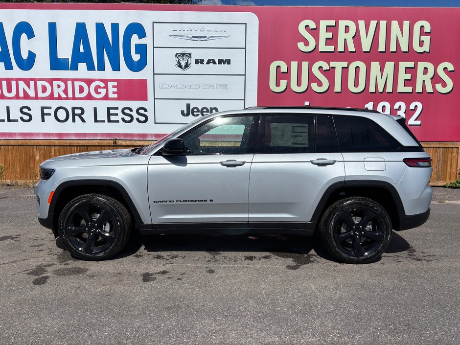 2025 Jeep Grand Cherokee LAREDO ALTITUDE-1