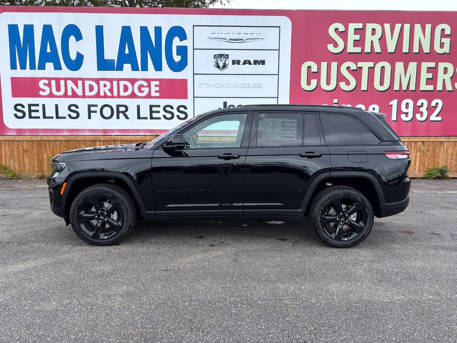 2025 Jeep Grand Cherokee LAREDO ALTITUDE-1