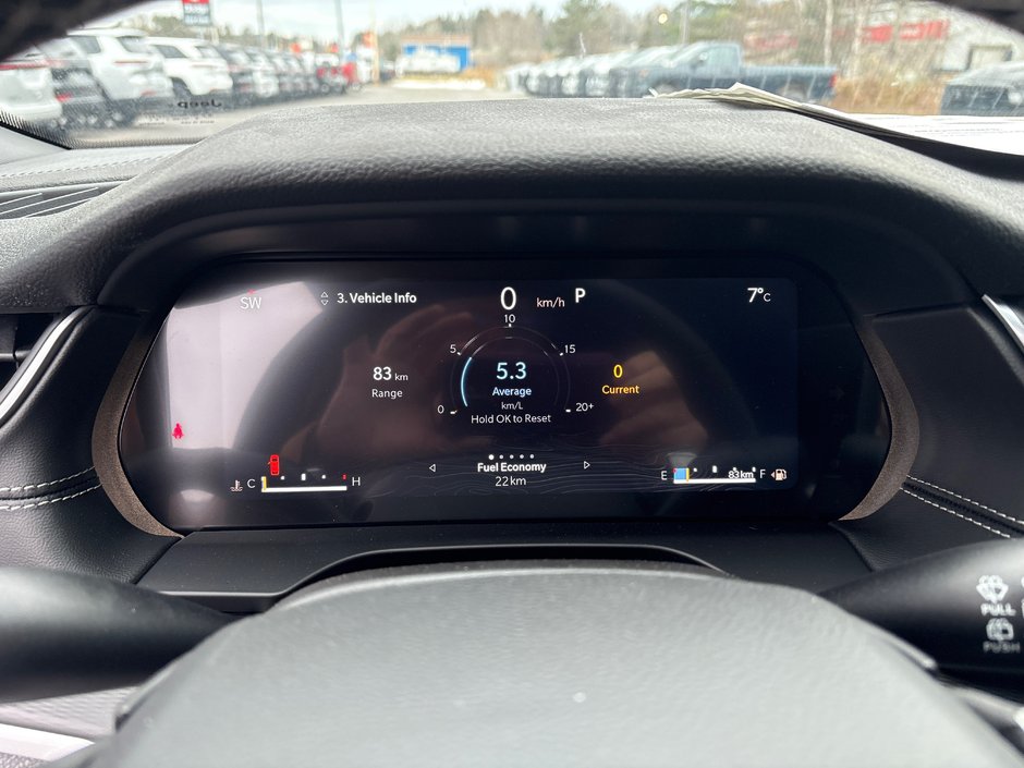 2025 Jeep Grand Cherokee LAREDO ALTITUDE-13