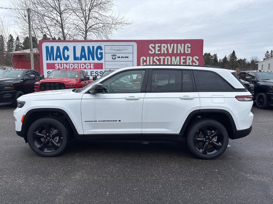 2025 Jeep Grand Cherokee LAREDO ALTITUDE-1