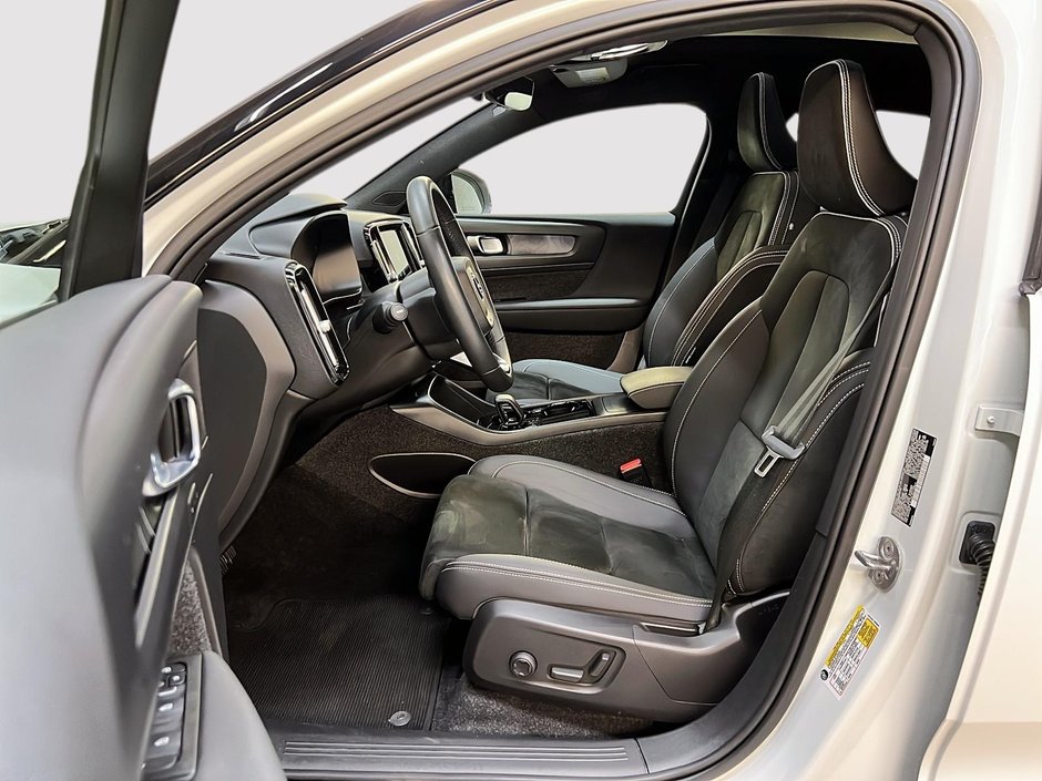 Volvo C40 RECHARGE TWIN ULTIMATE NAV 4RM 2022-6