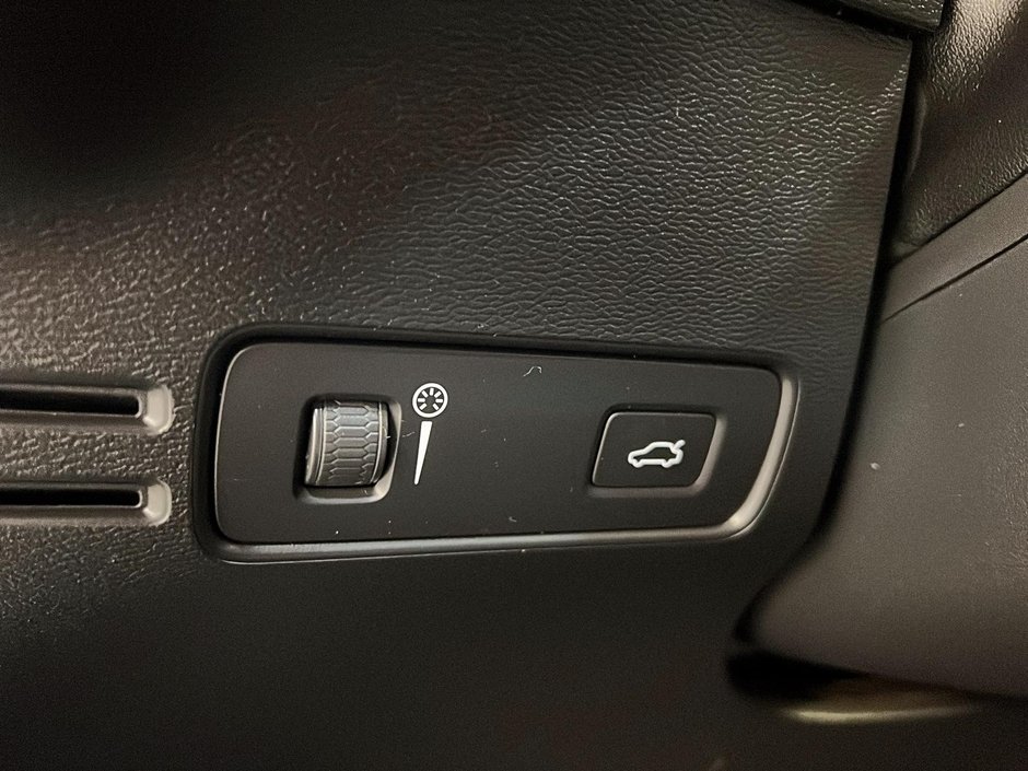 Volvo C40 RECHARGE TWIN ULTIMATE NAV 4RM 2022-21