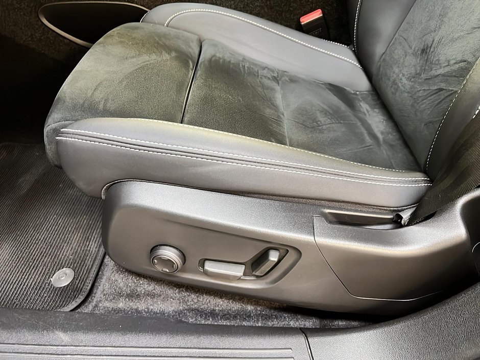 Volvo C40 RECHARGE TWIN ULTIMATE NAV 4RM 2022-24