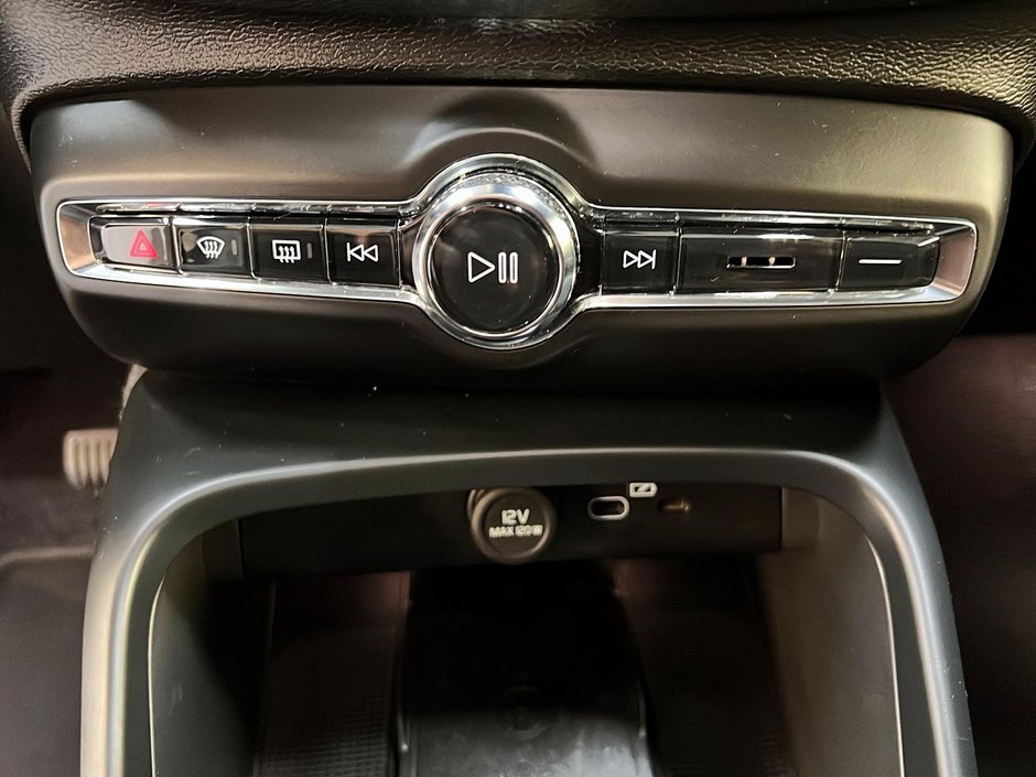 Volvo C40 RECHARGE TWIN ULTIMATE NAV 4RM 2022-15