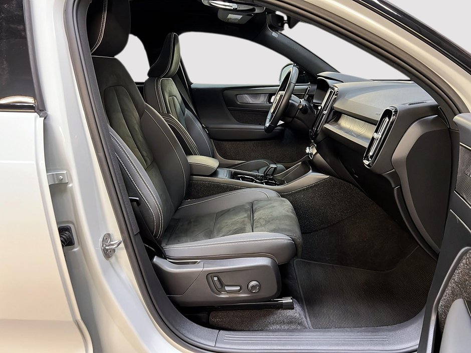 Volvo C40 RECHARGE TWIN ULTIMATE NAV 4RM 2022-7