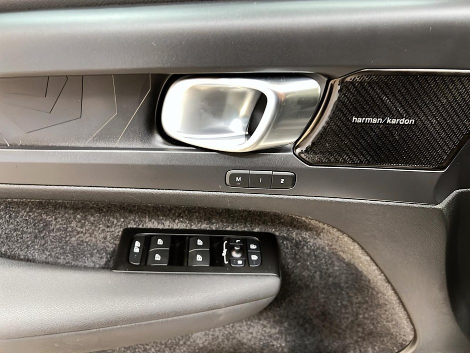 Volvo C40 RECHARGE TWIN ULTIMATE NAV 4RM 2022-22