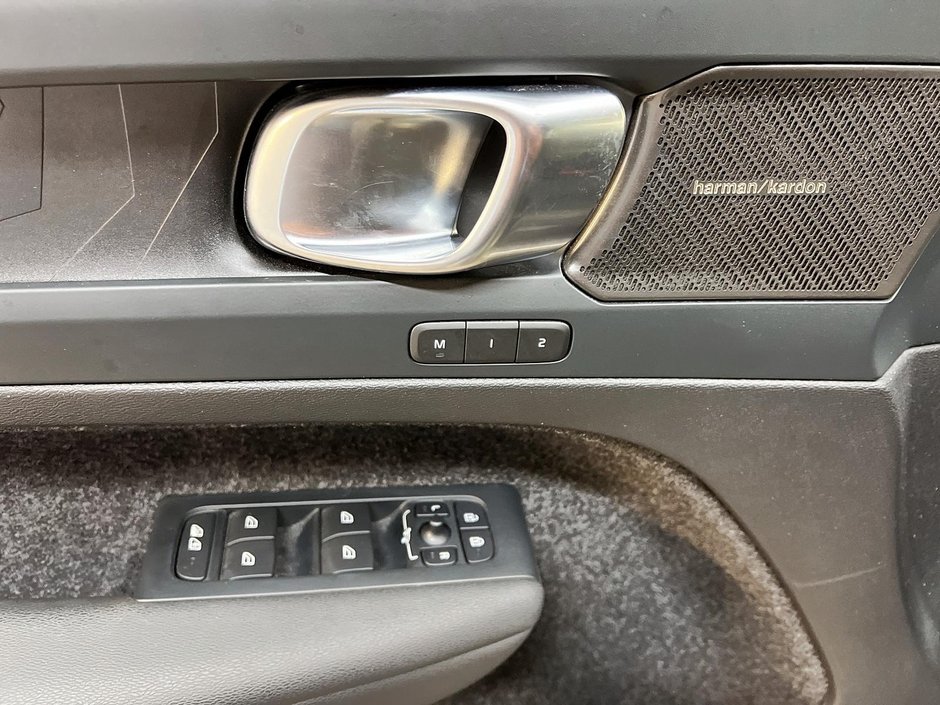 2023 Volvo C40 TWIN RECHARGE ULTIMATE-21