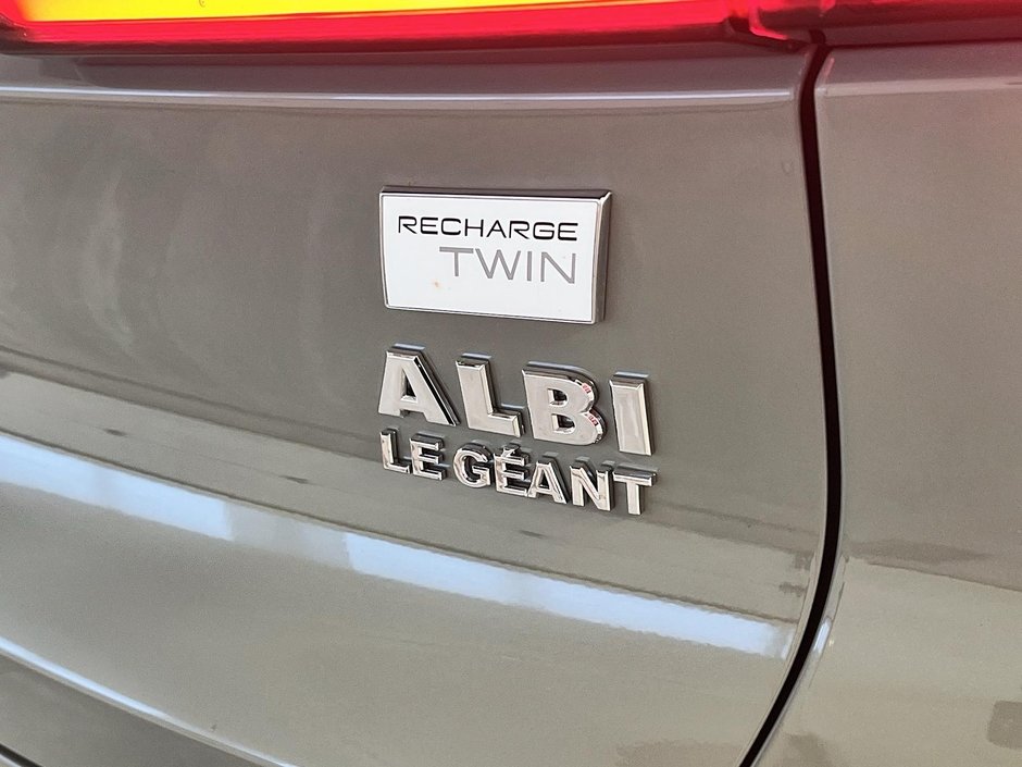 2023 Volvo C40 TWIN RECHARGE ULTIMATE-25