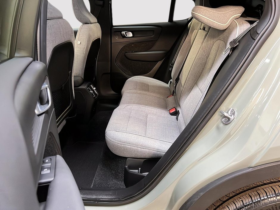 Volvo C40 RECHARGE PLUS TWIN 2023-8