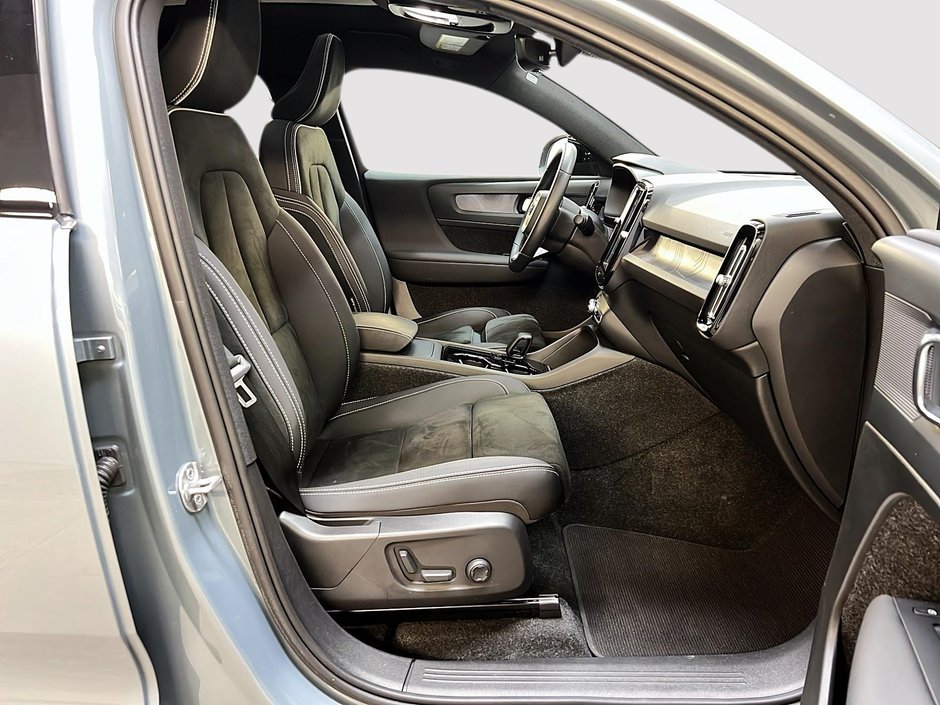 Volvo C40 TWIN RECHARGE PLUS 2023-7