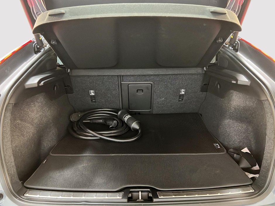 Volvo C40 TWIN RECHARGE PLUS 2023-12