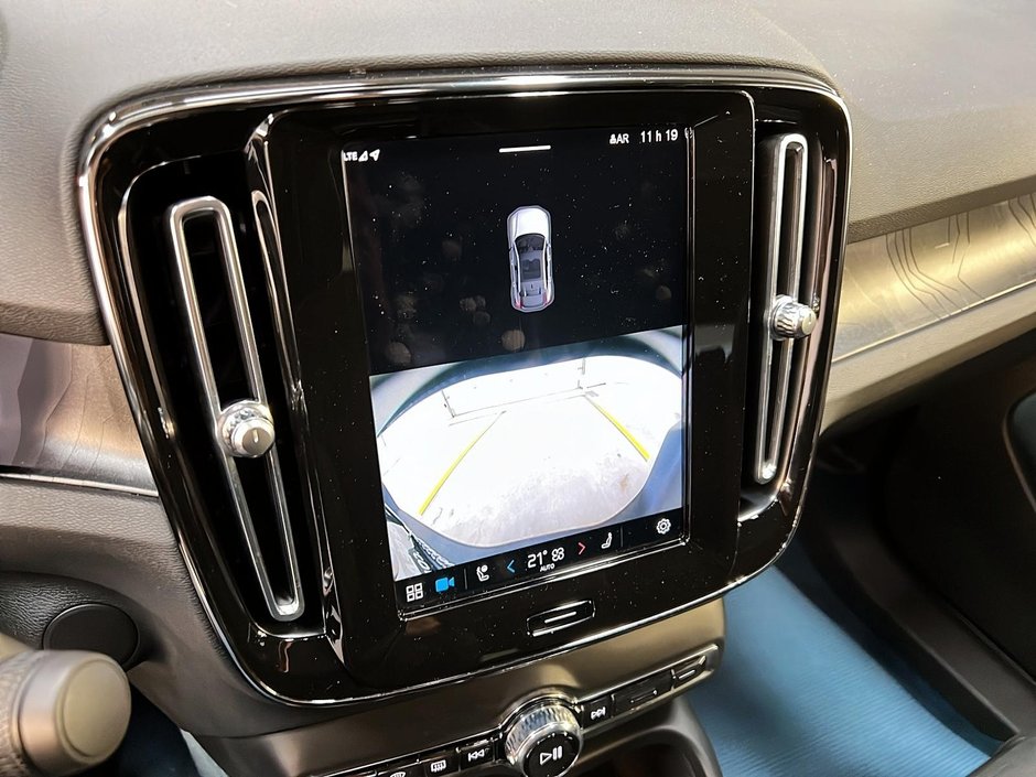 2023 Volvo C40 TWIN RECHARGE ULTIMATE 4RM-17