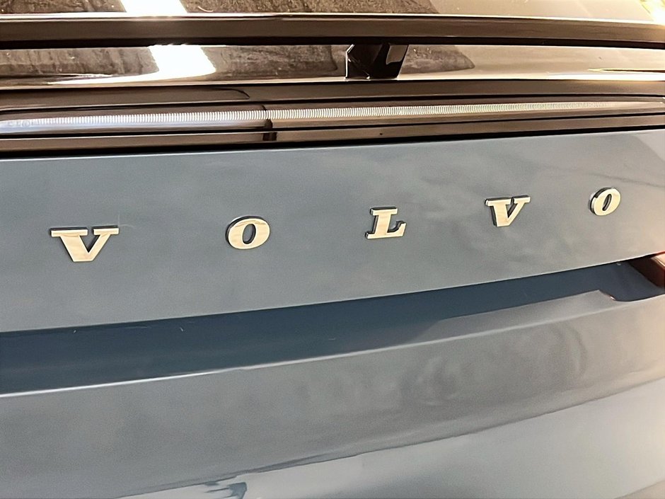 2023 Volvo C40 TWIN RECHARGE ULTIMATE 4RM-26