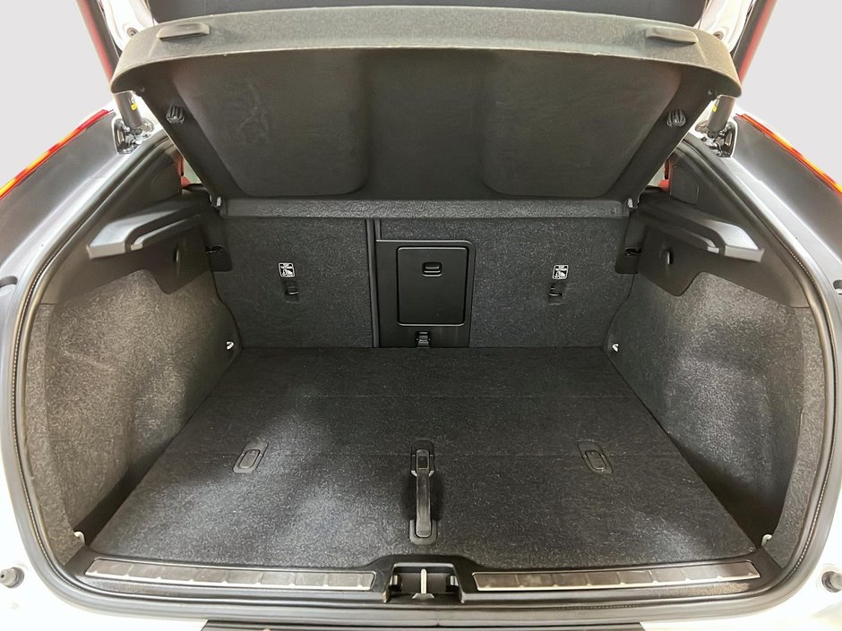 Volvo C40 RECHARGE ULTIMATE TOIT PANO NAV 4RM 2023-12