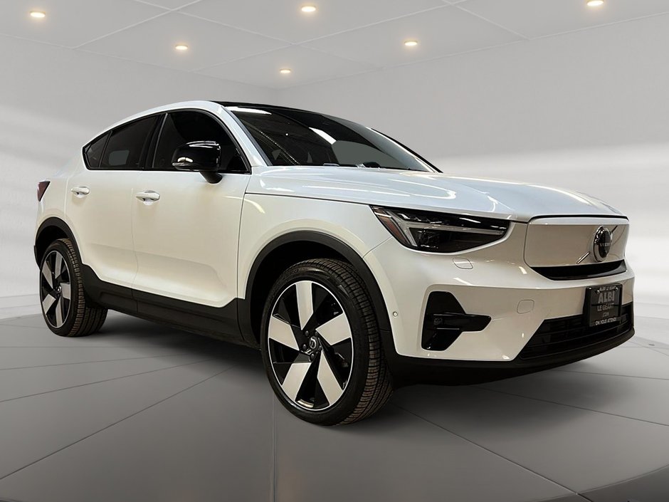 Volvo C40 RECHARGE ULTIMATE TOIT PANO NAV 4RM 2023-2