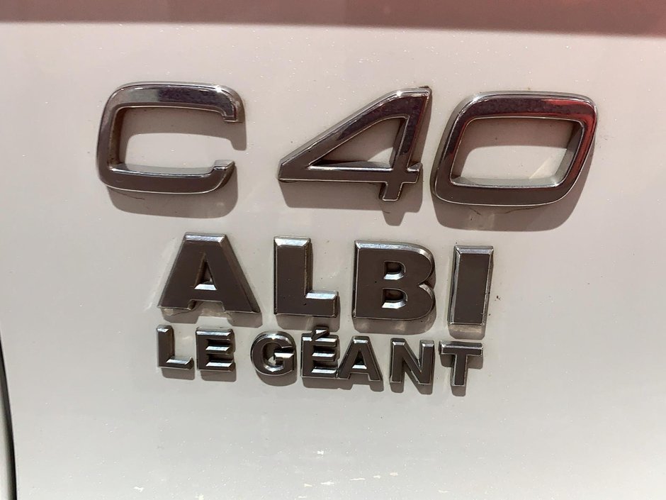 2023 Volvo C40 RECHARGE ULTIMATE TOIT PANO NAV 4RM-19
