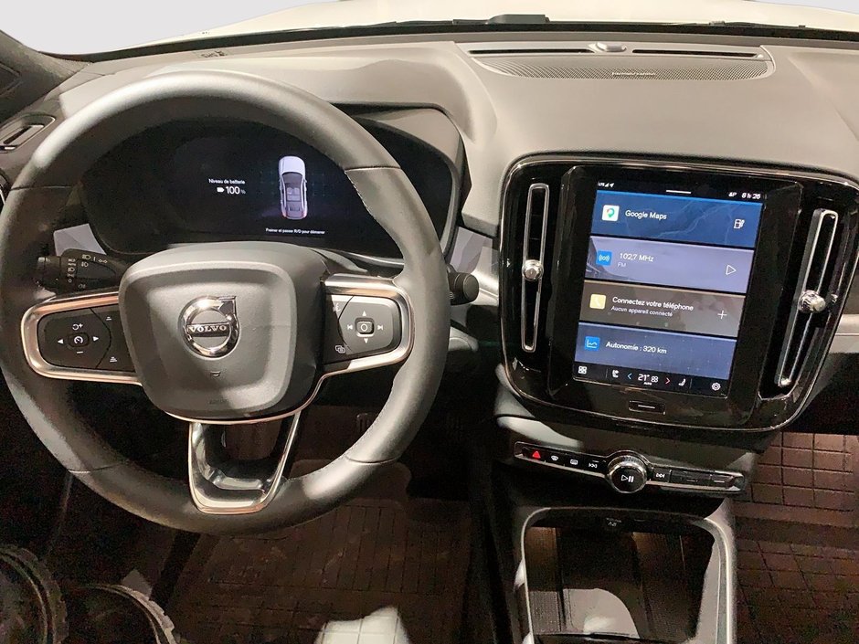 2023 Volvo C40 RECHARGE ULTIMATE TOIT PANO NAV 4RM-8