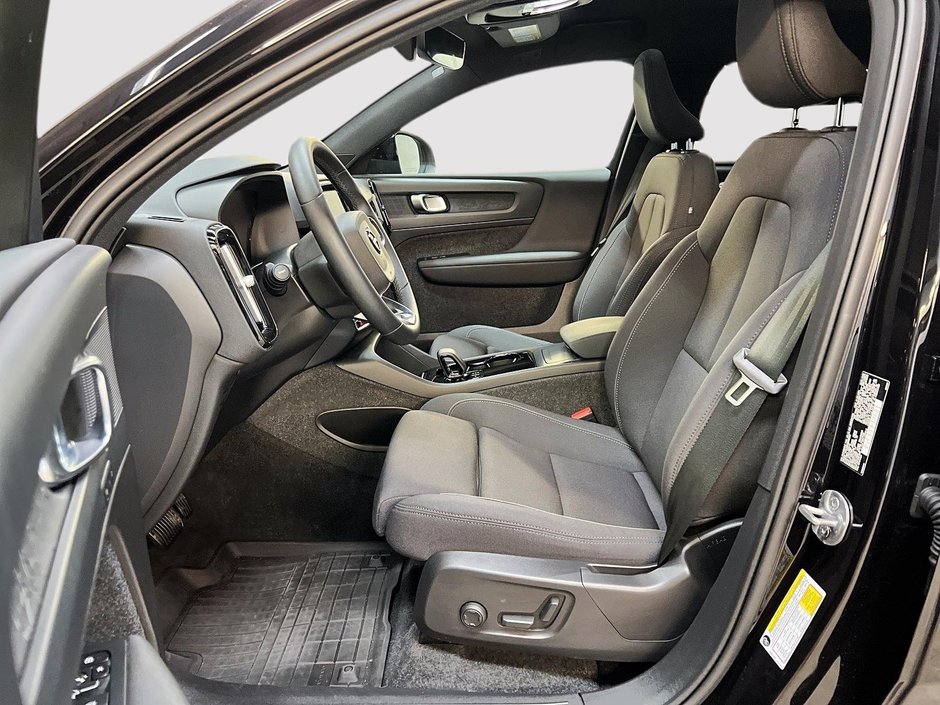 Volvo C40 RECHARGE CORE NAV 2024-6