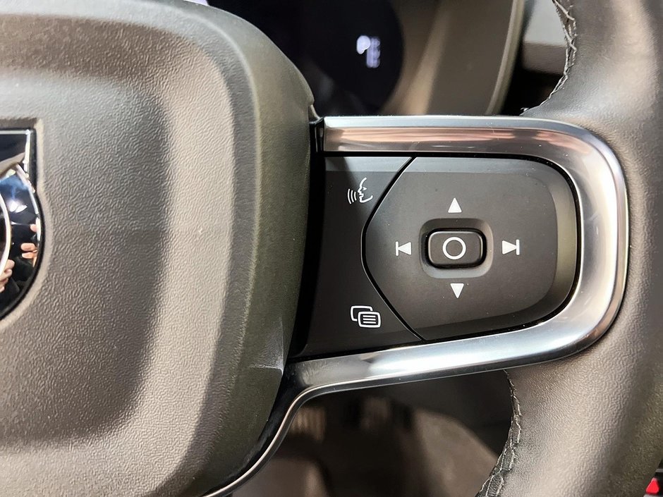 Volvo C40 RECHARGE CORE NAV 2024-18