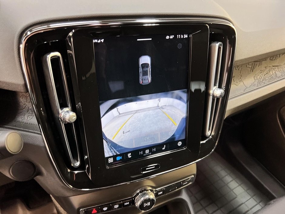 Volvo C40 RECHARGE CORE NAV 2024-16