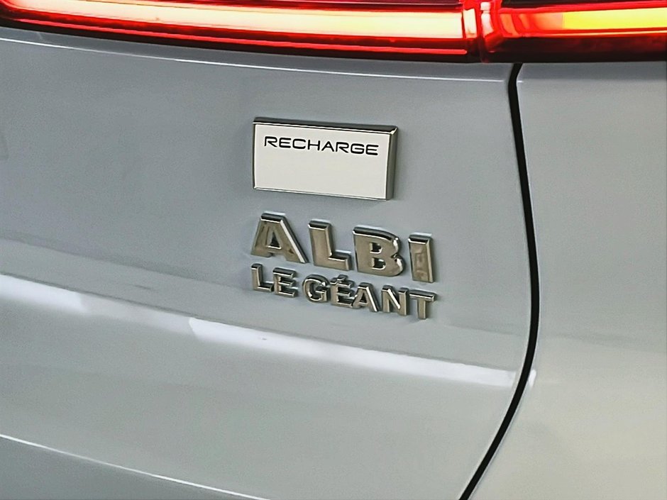 2024 Volvo C40 RECHARGE ULTIMATE NAV-27