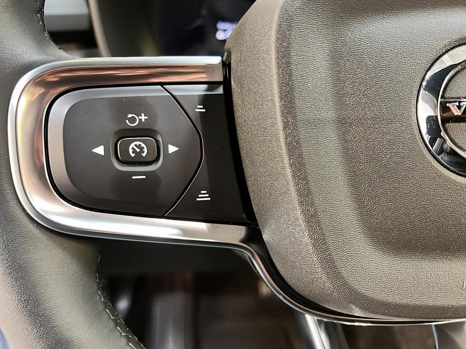 2024 Volvo C40 RECHARGE ULTIMATE NAV-20