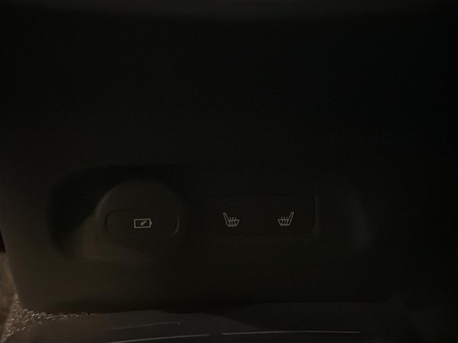 Volvo C40 TWIN RECHARGE PLUS  TOIT PANO NAV 4RM 2024-9