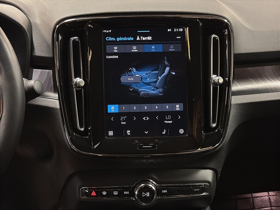 Volvo C40 TWIN RECHARGE PLUS  TOIT PANO NAV 4RM 2024-16