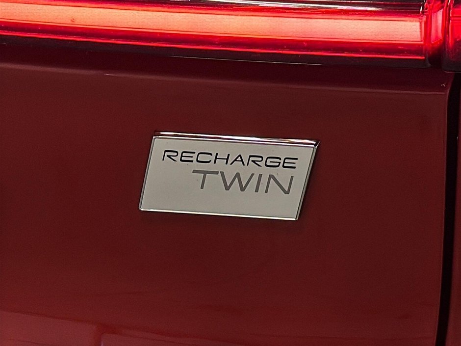 Volvo C40 TWIN RECHARGE PLUS  TOIT PANO NAV 4RM 2024-28