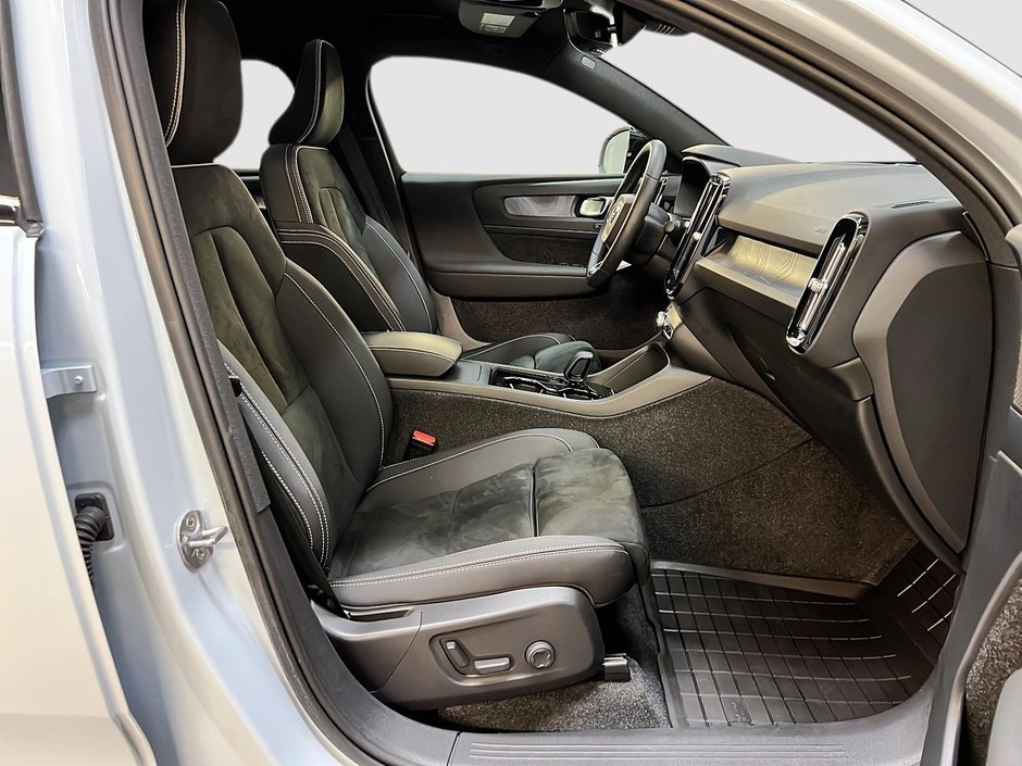 2024 Volvo C40 RECHARGE ULTIMATE CUIR TOIT PANO NAV-7