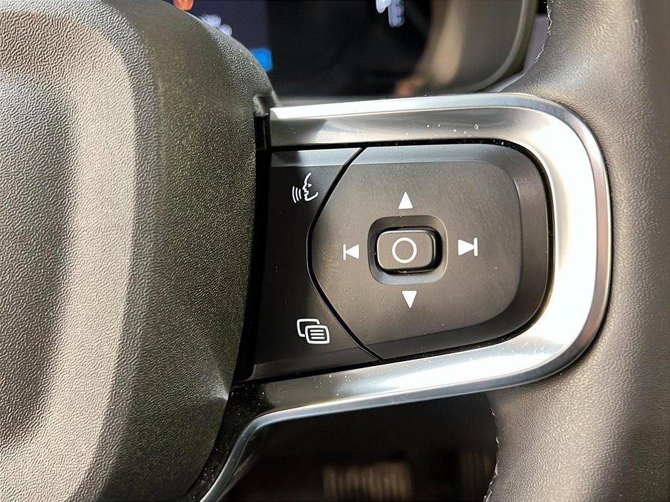 2024 Volvo C40 RECHARGE ULTIMATE CUIR TOIT PANO NAV-19
