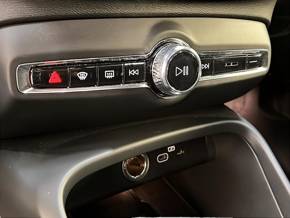 2024 Volvo C40 RECHARGE ULTIMATE CUIR TOIT PANO NAV-15