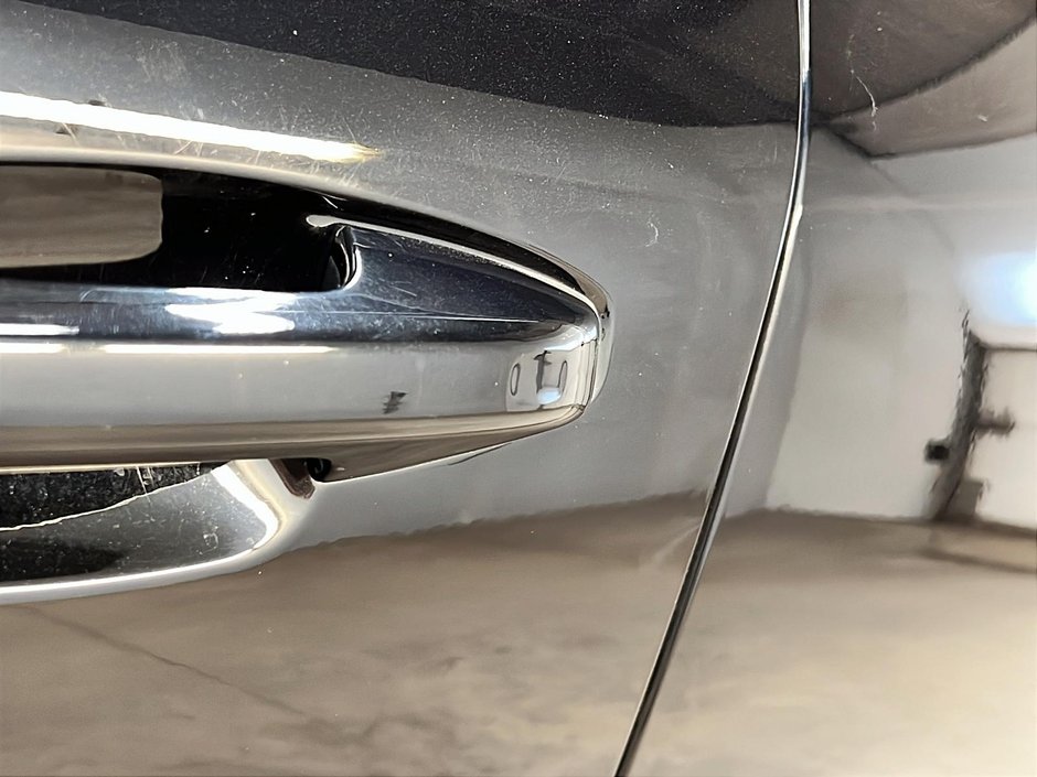 Volvo C40 RECHARGE TWIN CORE TOIT PANO NAV 2024-25