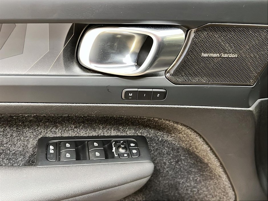 Volvo C40 RECHARGE TWIN ULTIMATE 2024-22