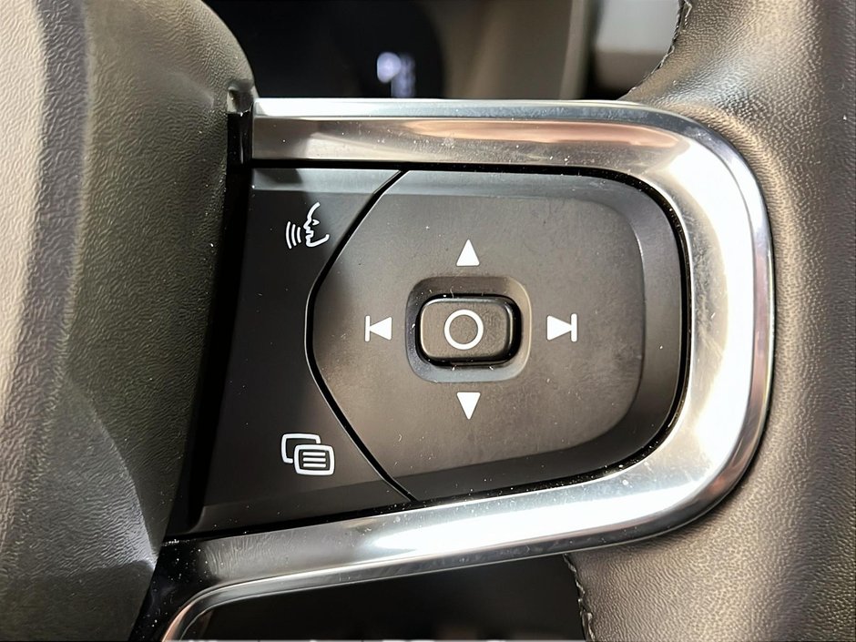 Volvo C40 RECHARGE TWIN ULTIMATE 2024-19