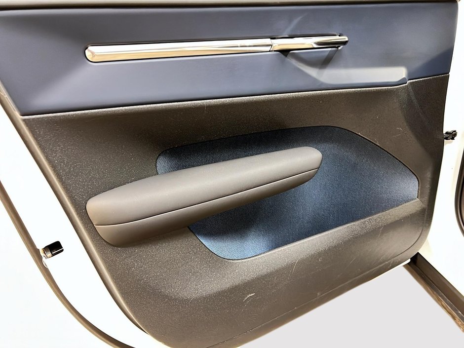 2025 Volvo EX30 TWIN PLUS CUIR TOIT PANO NAV 4RM-21