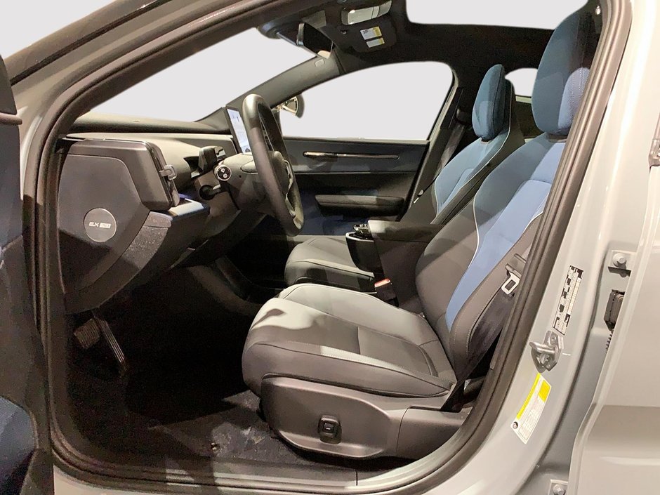 Volvo EX30 TWIN PLUS TOIT PANO 4RM 2025-6