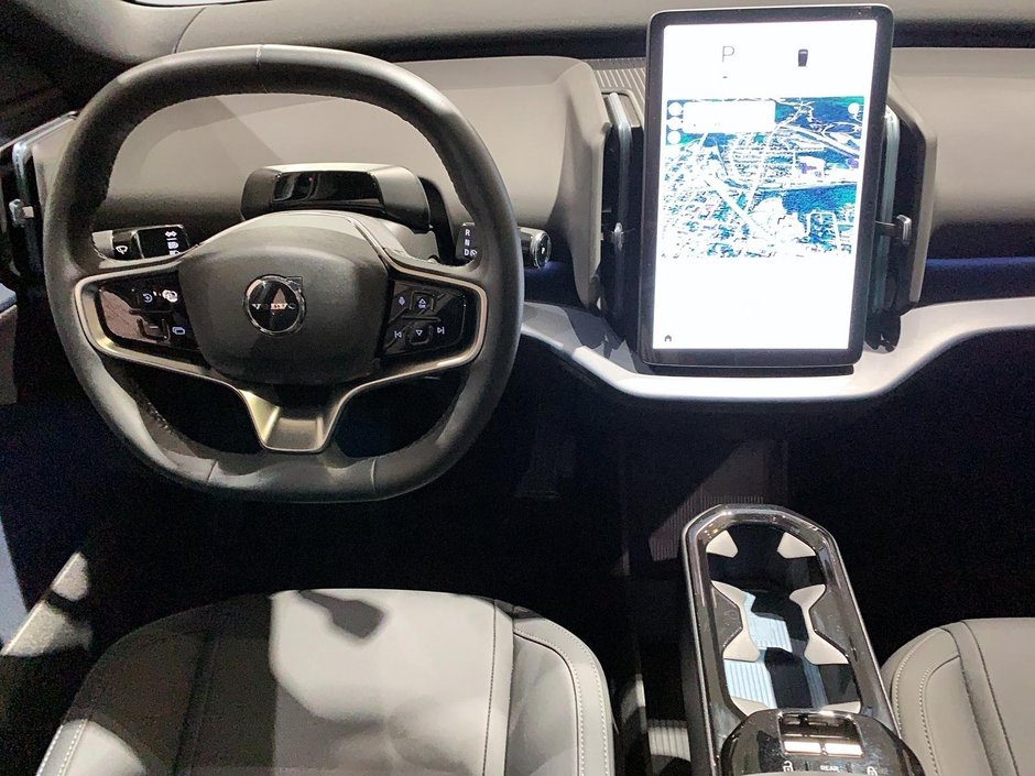 Volvo EX30 TWIN PLUS TOIT PANO 4RM 2025-9