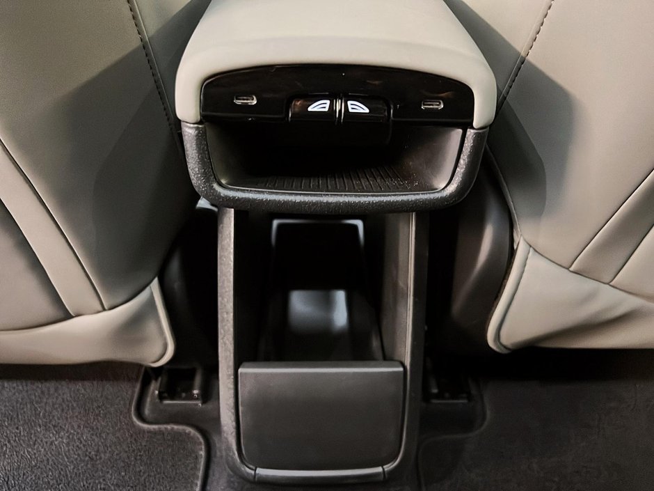 Volvo EX30 TWIN PLUS TOIT PANO NAV 4RM 2025-10