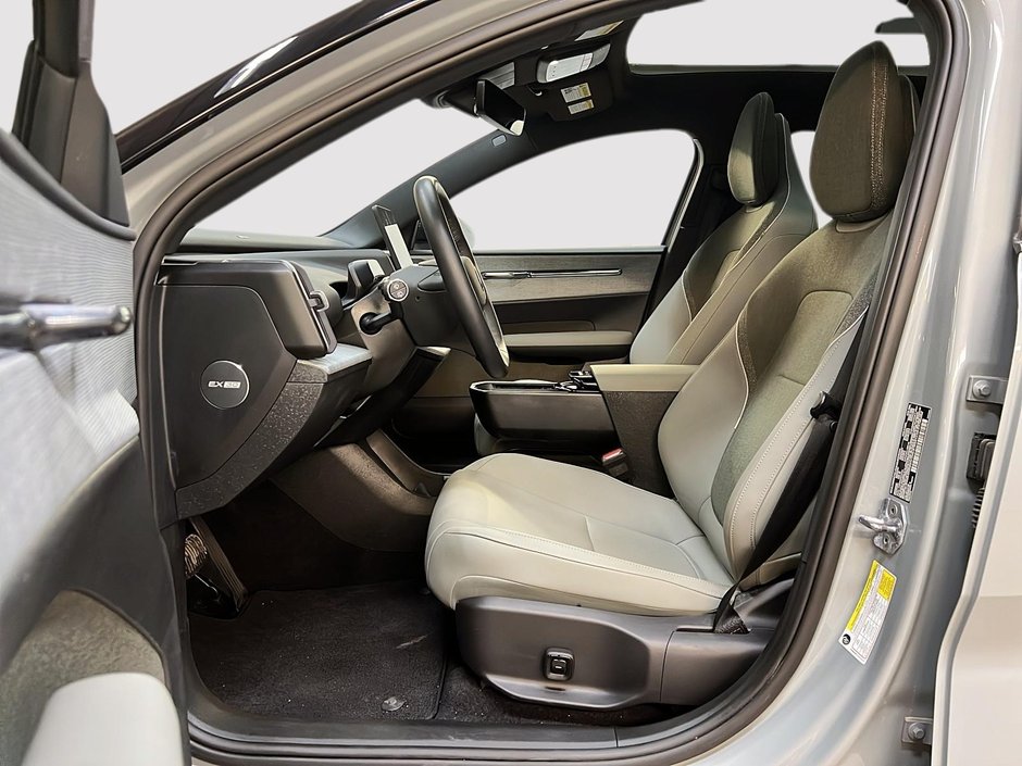 Volvo EX30 TWIN PLUS TOIT PANO NAV 4RM 2025-6