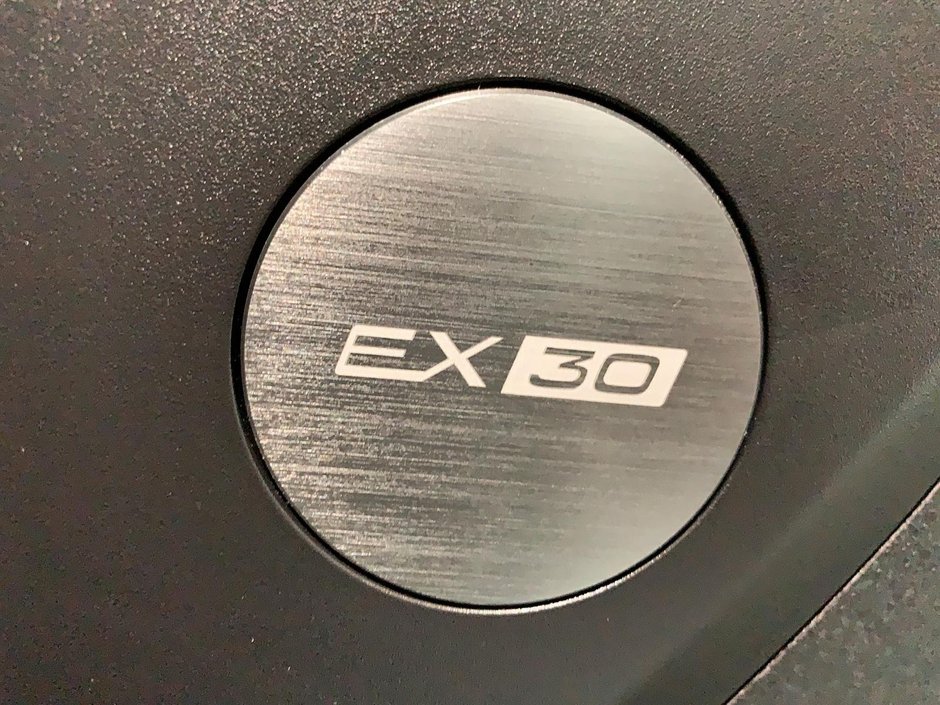 2025 Volvo EX30 TWIN PLUS 4RM-10